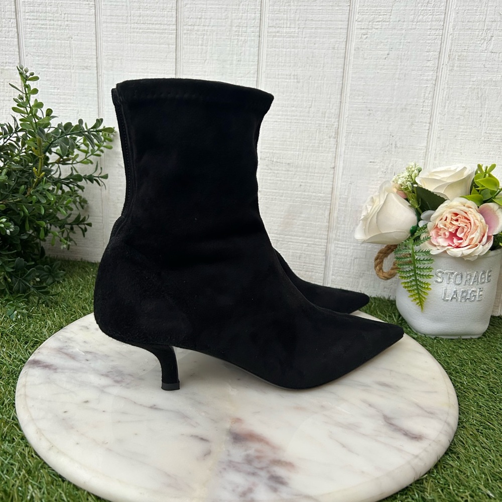 TOTEME 
Suede heeled sock boots black SIZE 38 
990 USD NEW - Picture 8 of 16